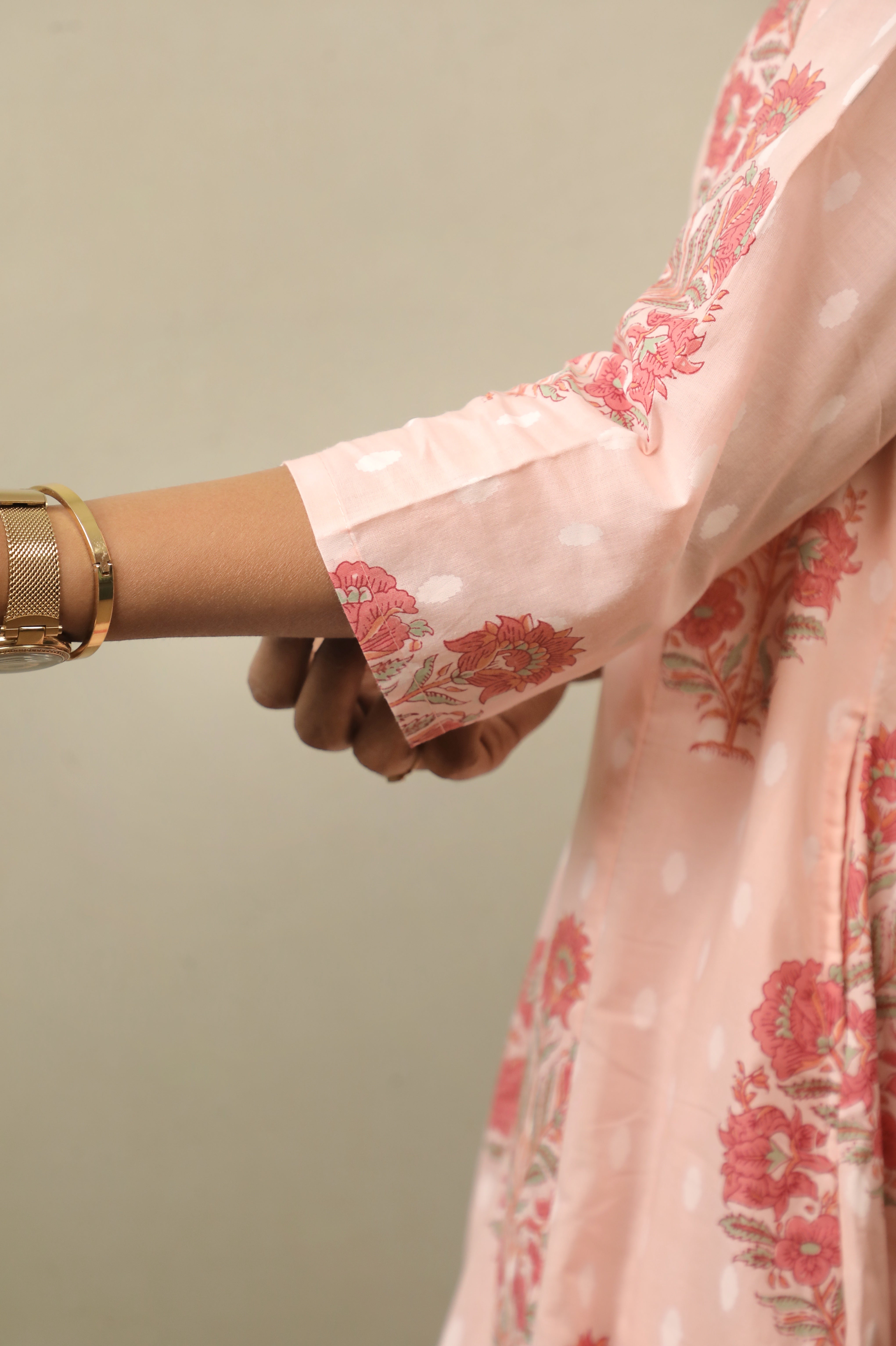 GRACEFUL PINK BLUSH EMBROIDERED COTTON ENSEMBLE