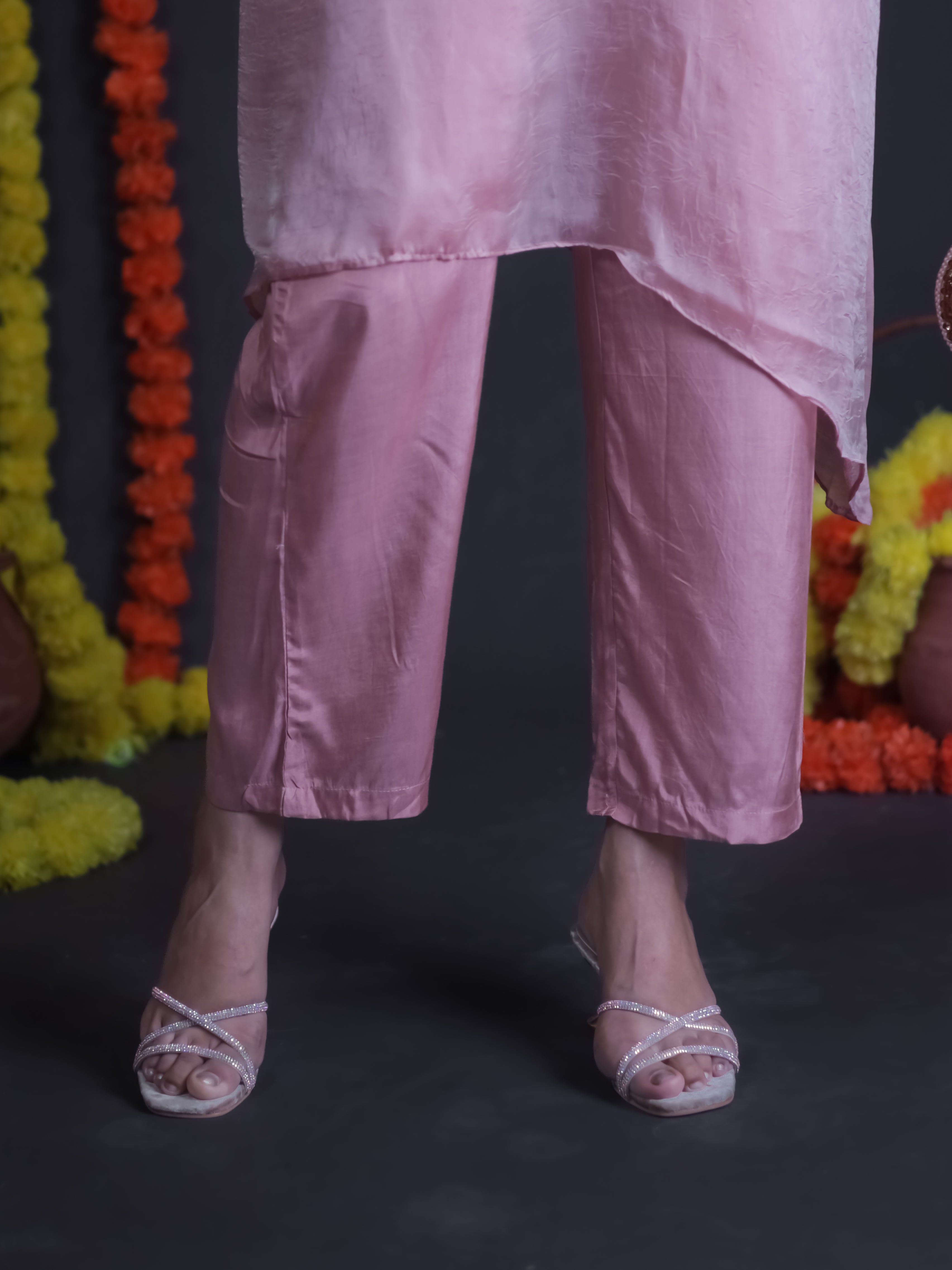BLUSH PINK SHIMMER EMBROIDERED EMPIRE KURTA SET
