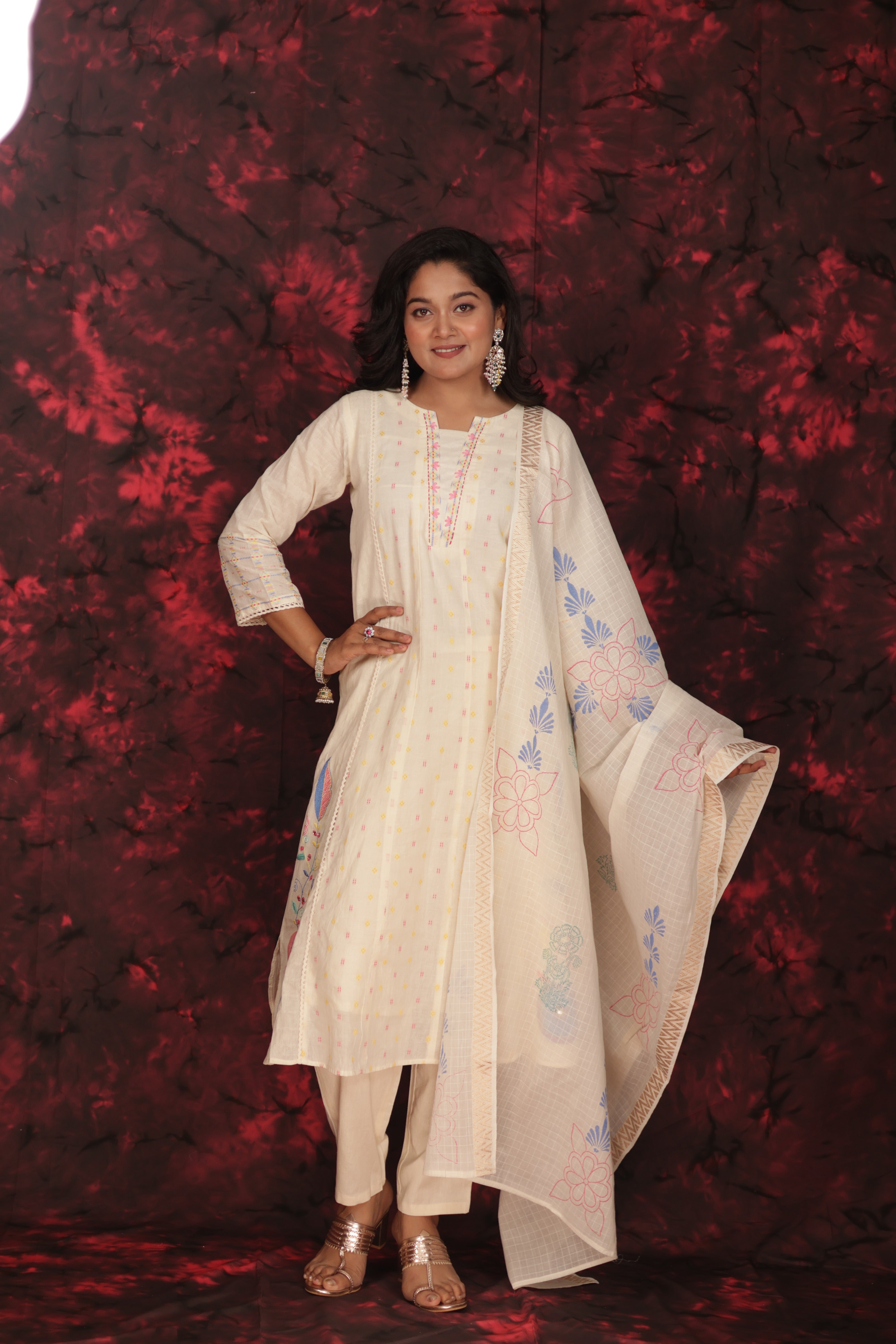 RANGKAARI THREADS OF KUTCH COTTON SUIT SET