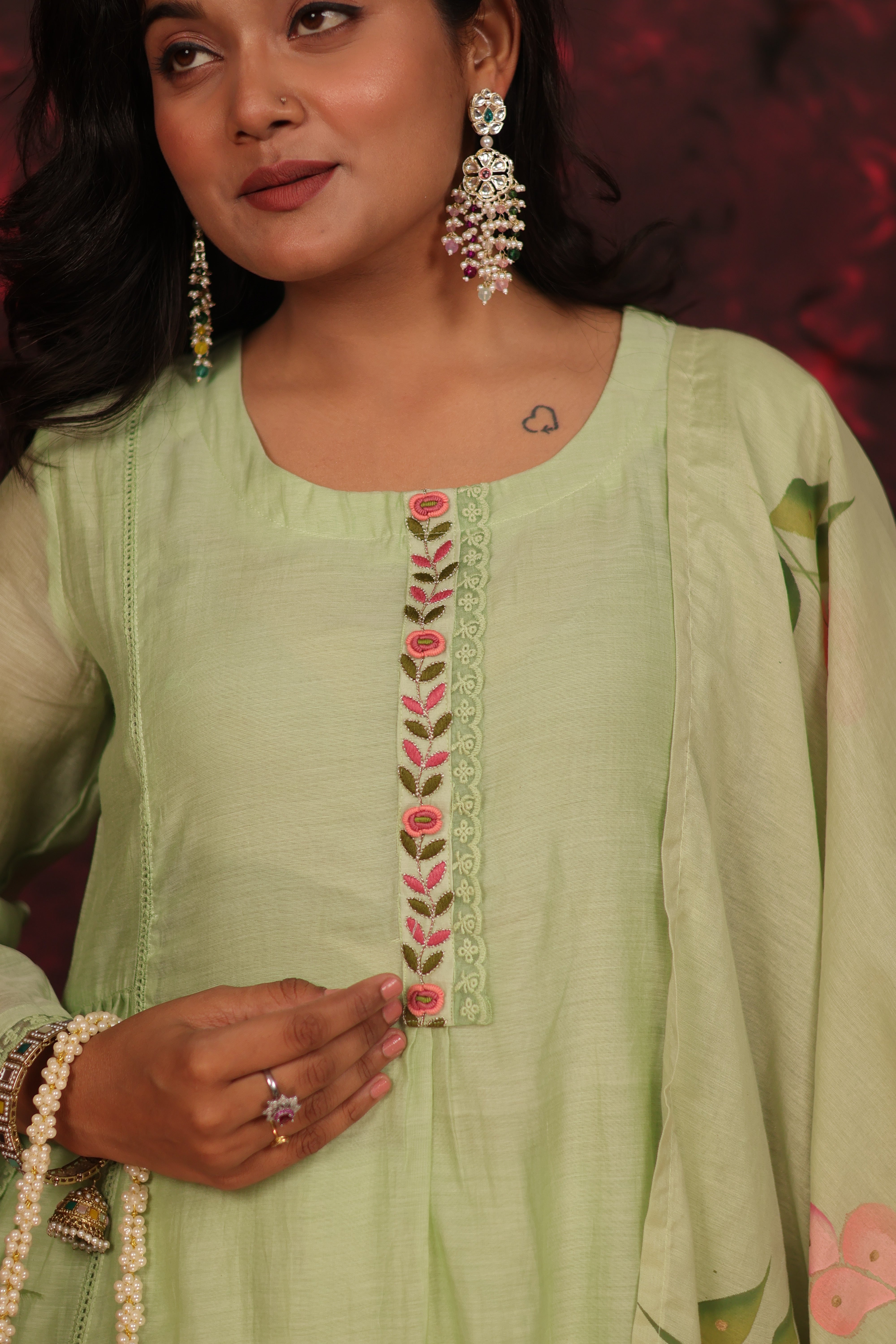RANGKAARI BLOSSOM THREADWORK MUL CHANDERI SUIT SET