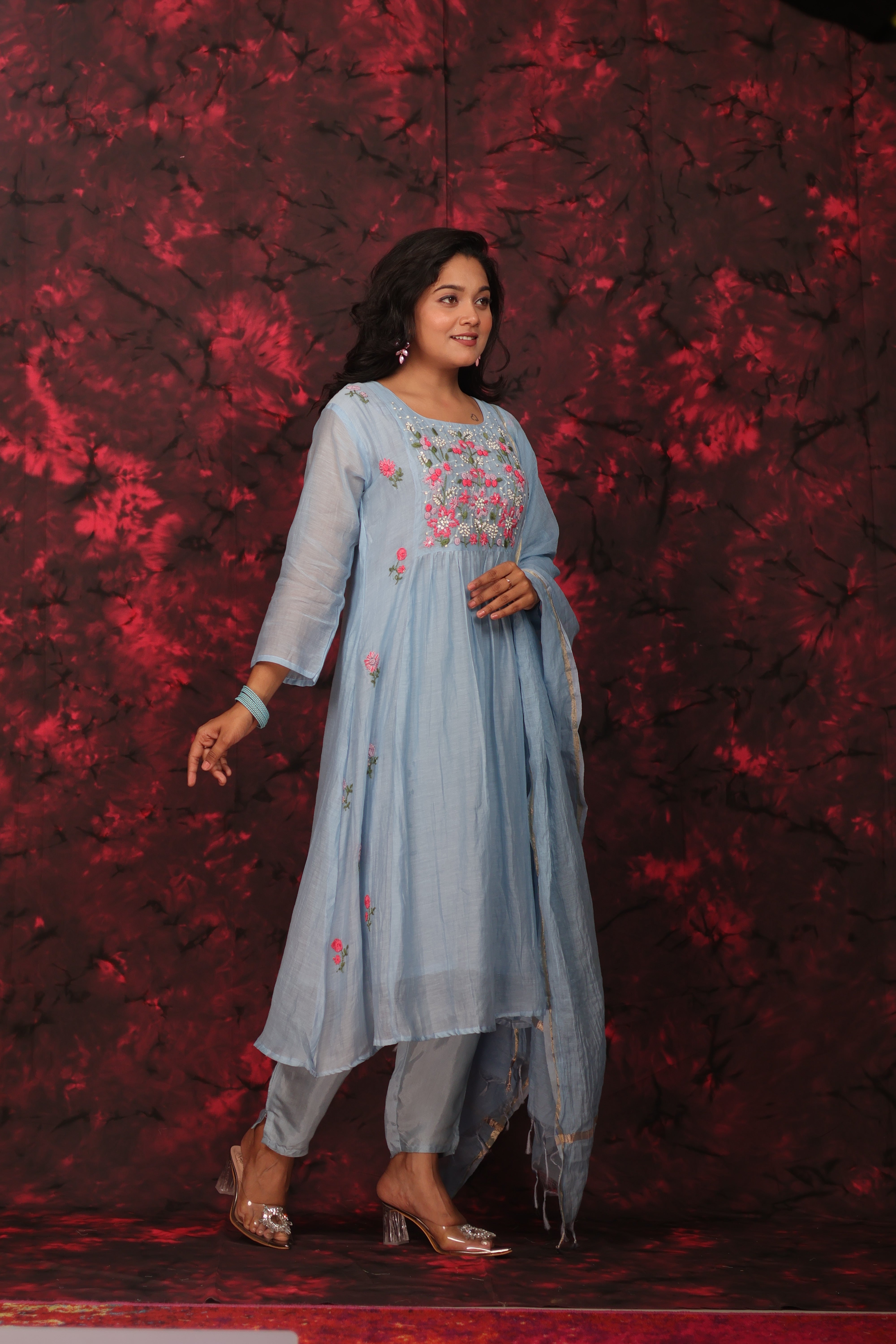 KUSUM THREAD EMBROIDERED MUL CHANDERI SUIT SET