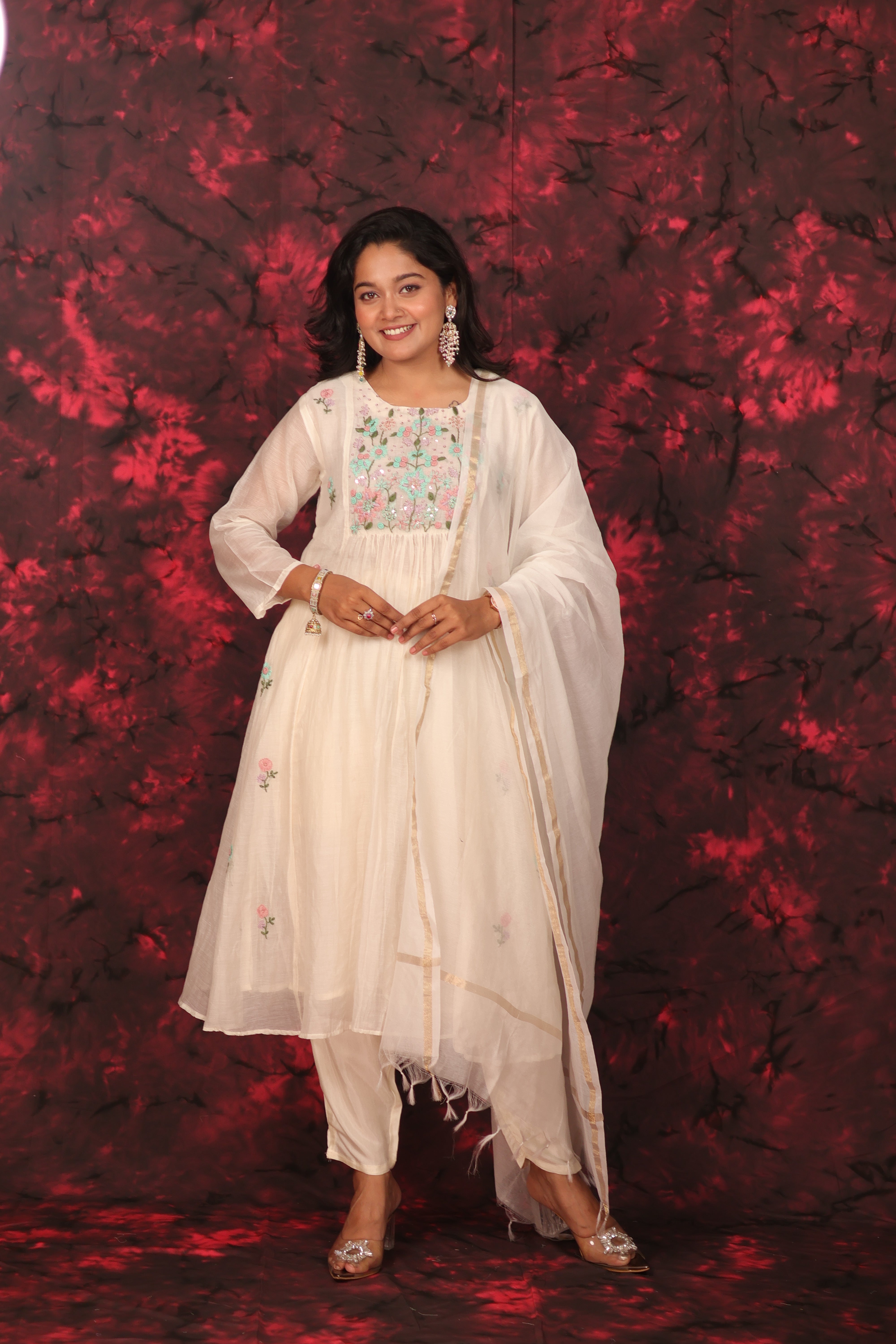 KUSUM IVORY THREAD EMBROIDERED MUL CHANDERI SUIT SET
