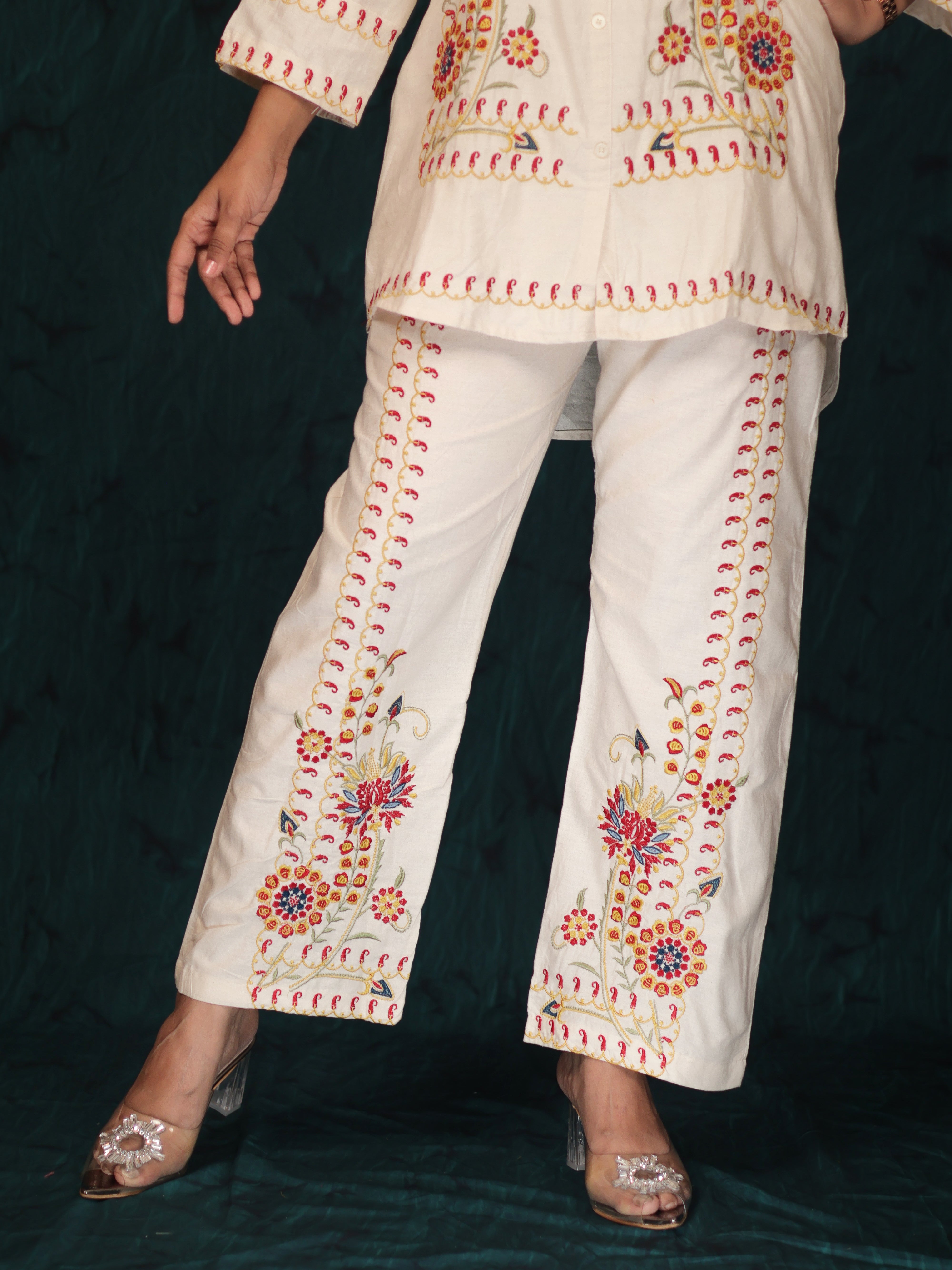 TAARINI MULTICOLOR EMBROIDERED COTTON COORD SET