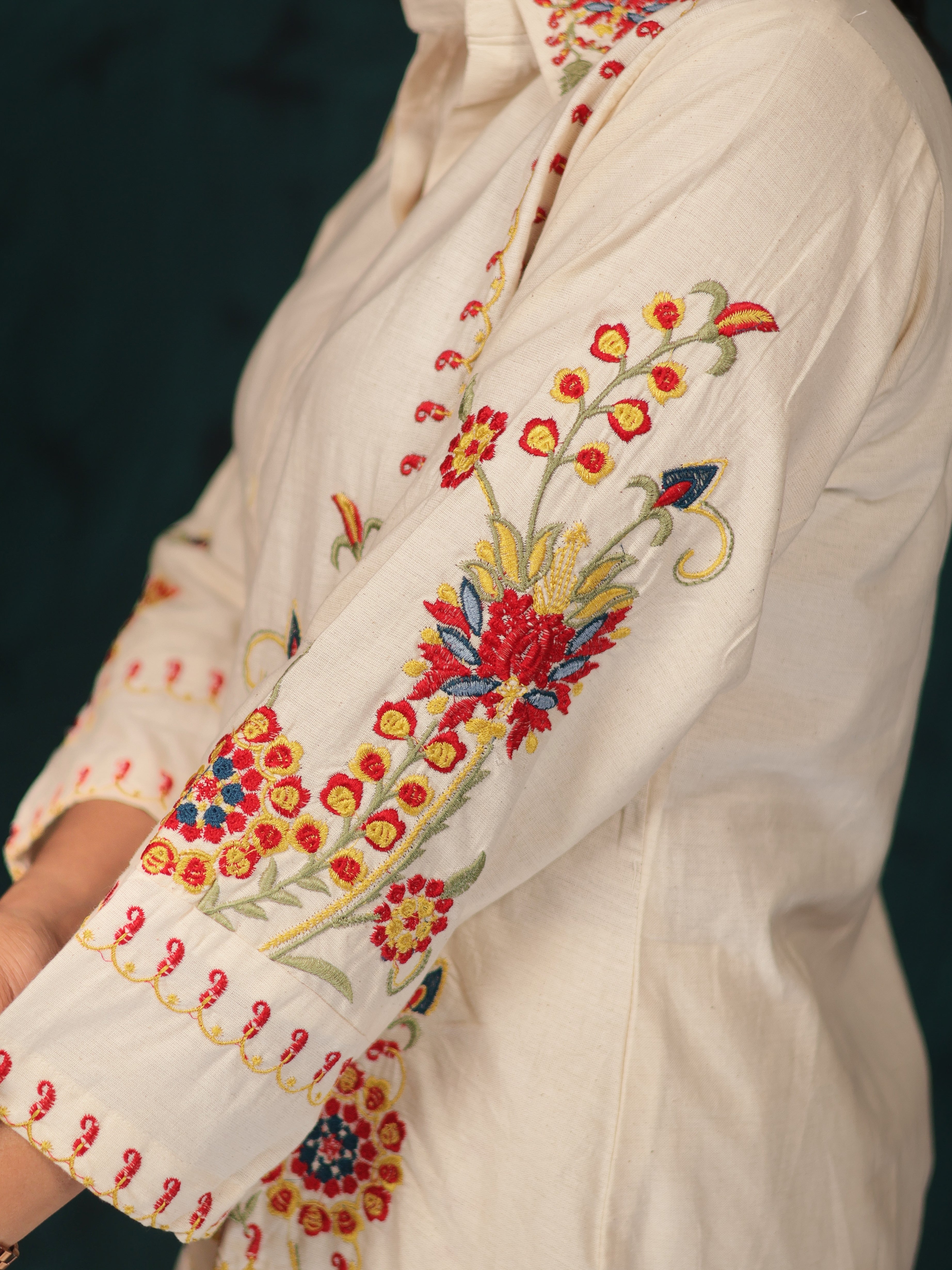 TAARINI MULTICOLOR EMBROIDERED COTTON COORD SET