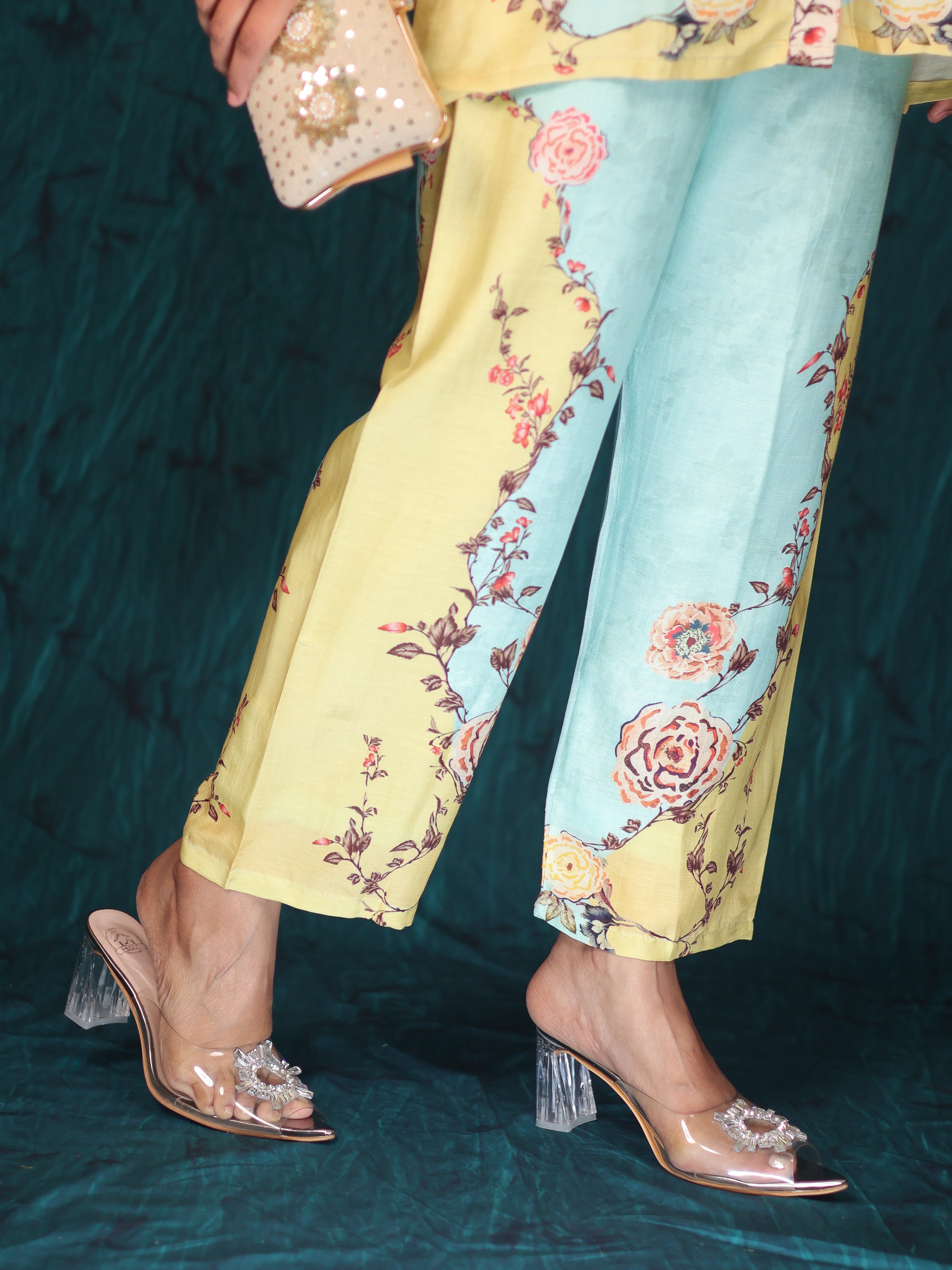 PASTEL PRINT STORY MUSLIN COORD SET