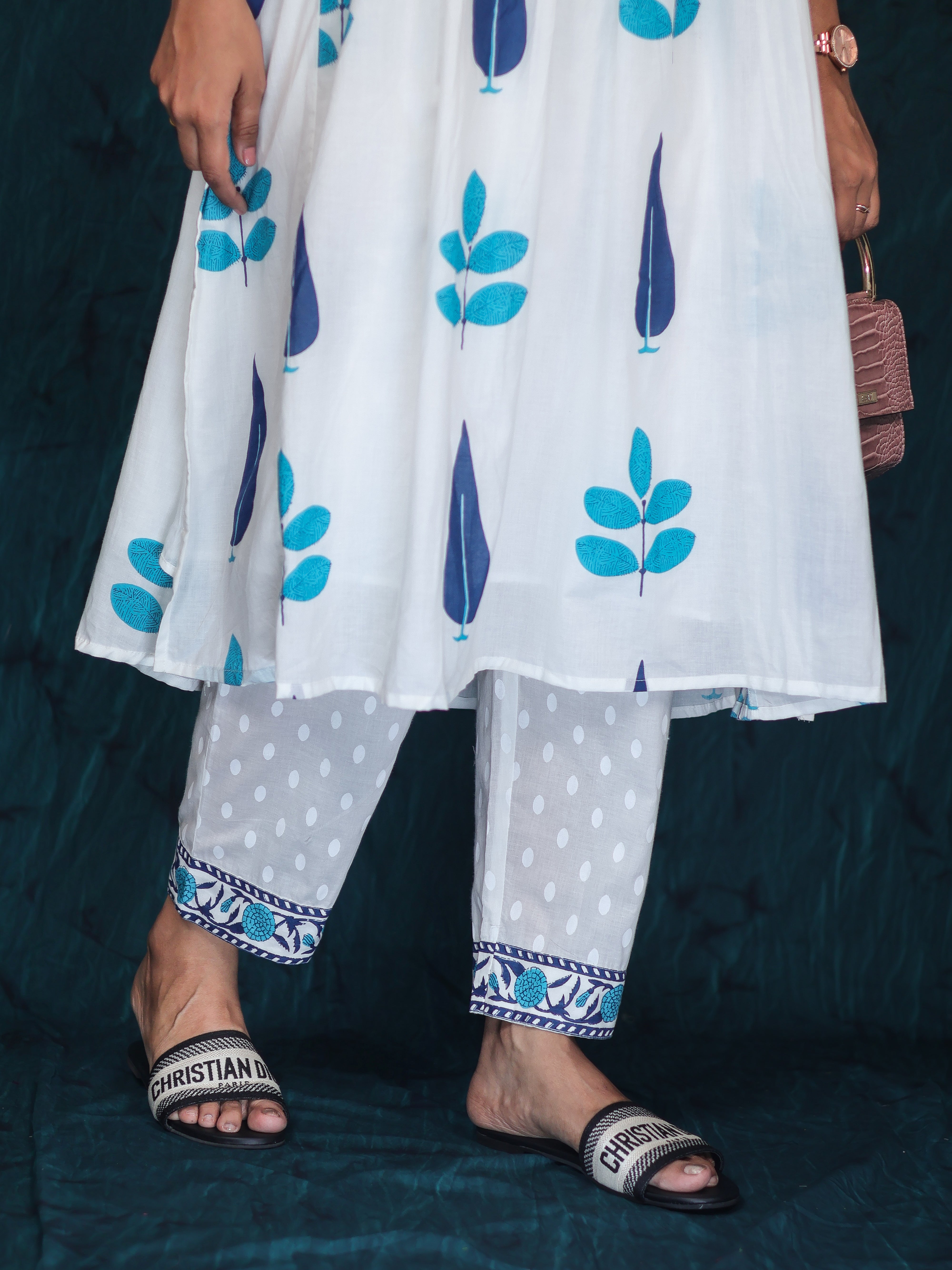WHITE INDIGO HAND BLOCK PRINT MUL COTTON KURTA SET