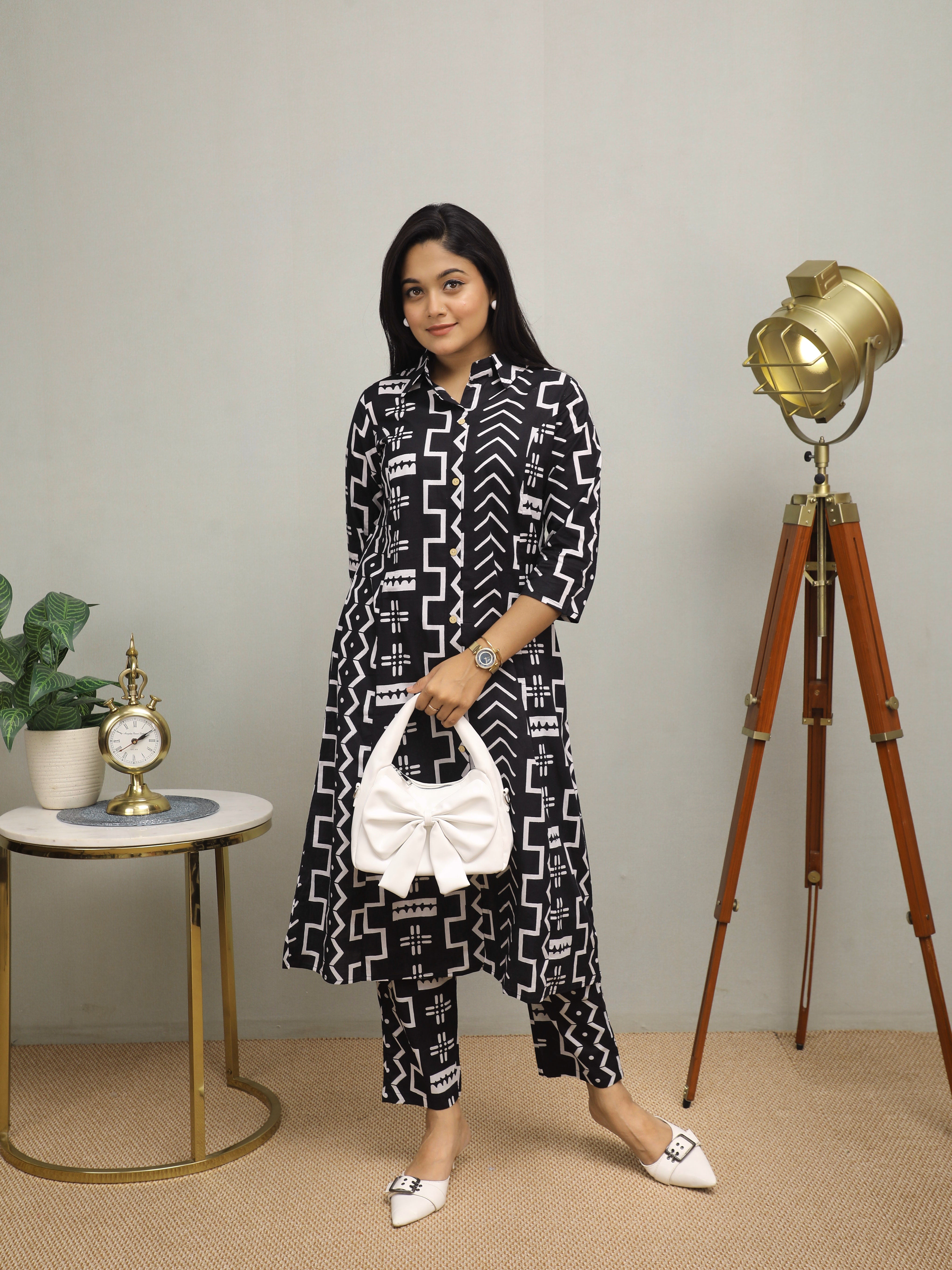 BLACK GEOMETRIC PRINT CO-ORD SET