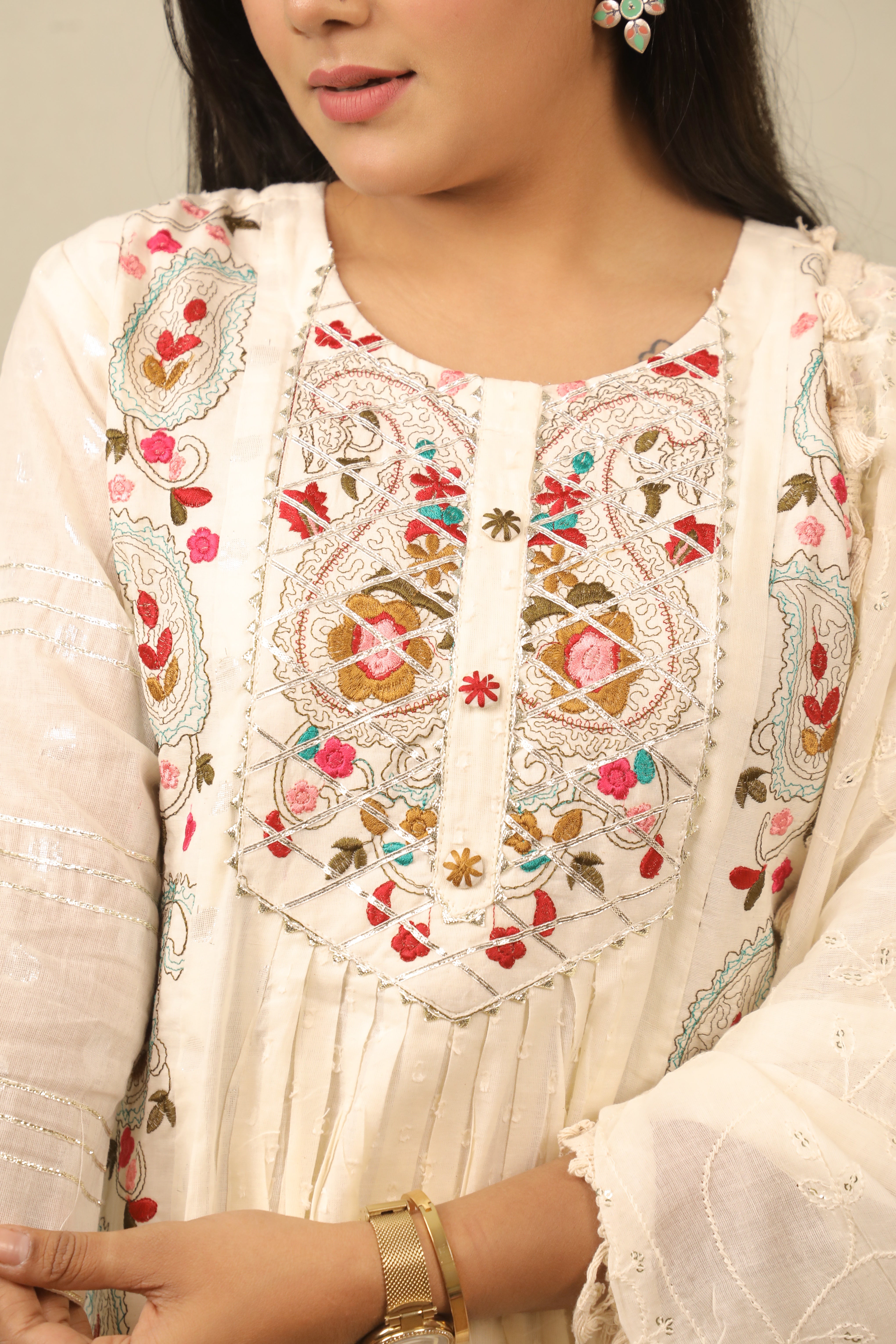 IVORY EMBROIDED ANARKALI SUIT SET
