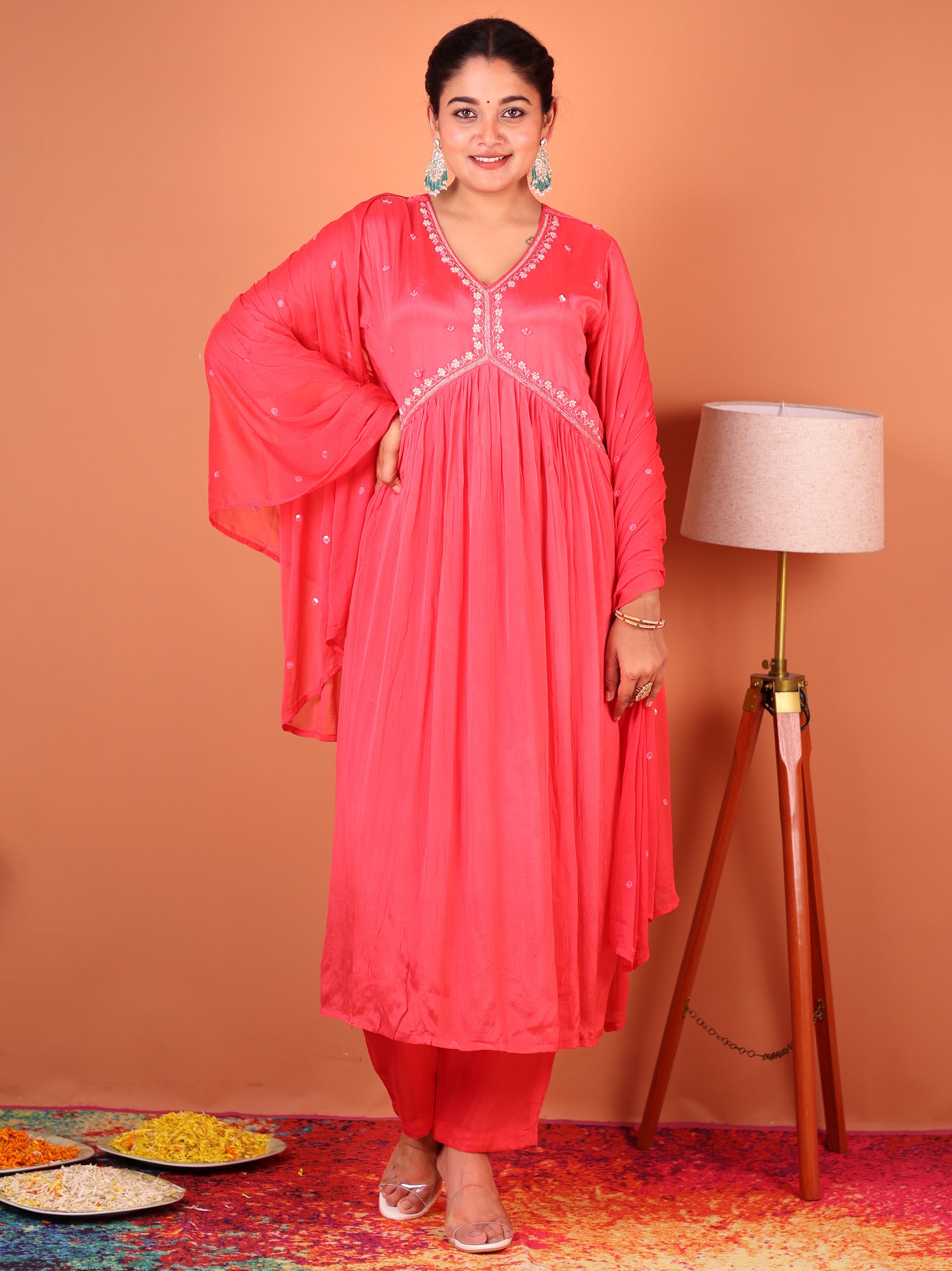 PEACHES & PINK PEARLWORK ALIA-CUT CHINNON SUIT SET