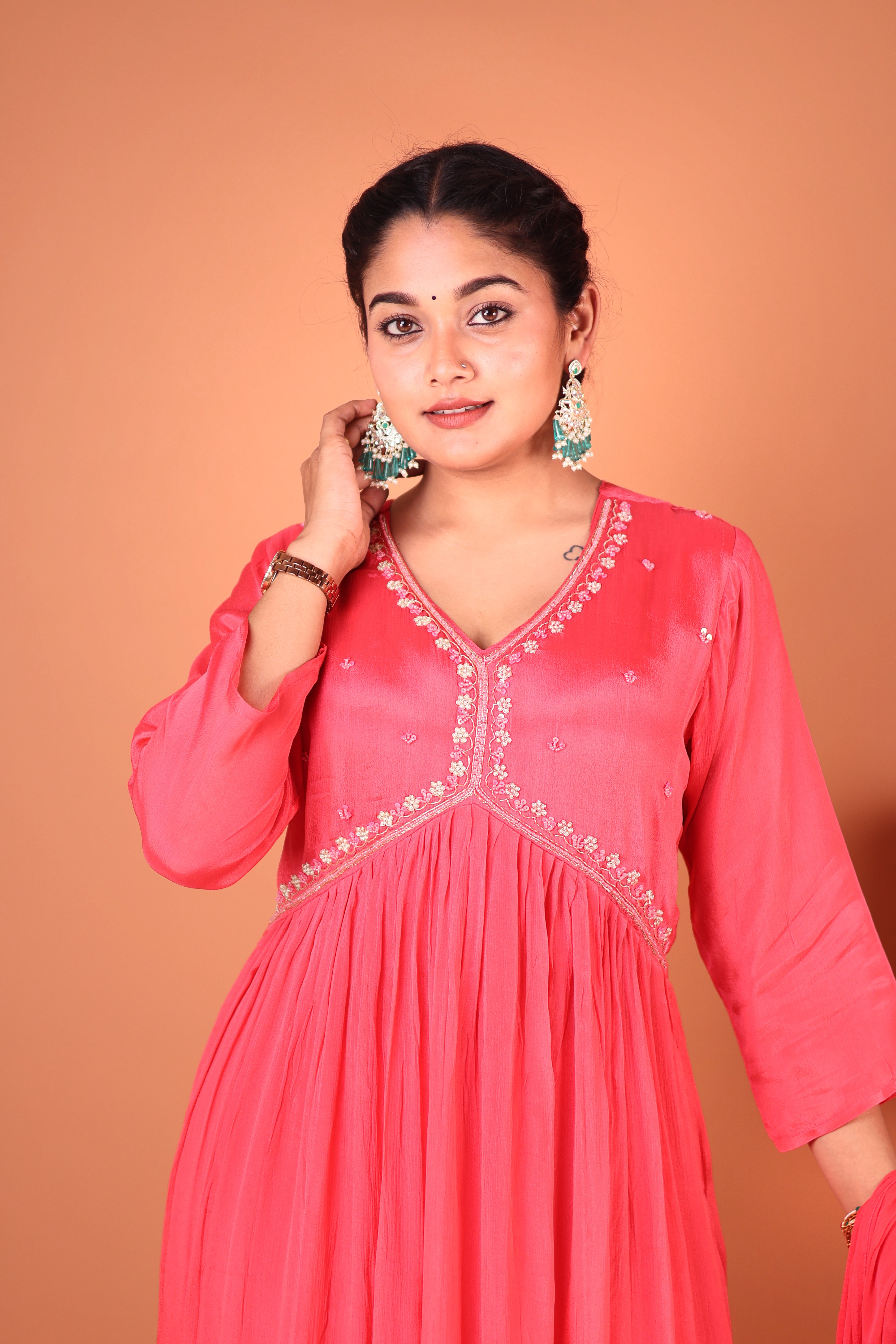 PEACHES & PINK PEARLWORK ALIA-CUT CHINNON SUIT SET