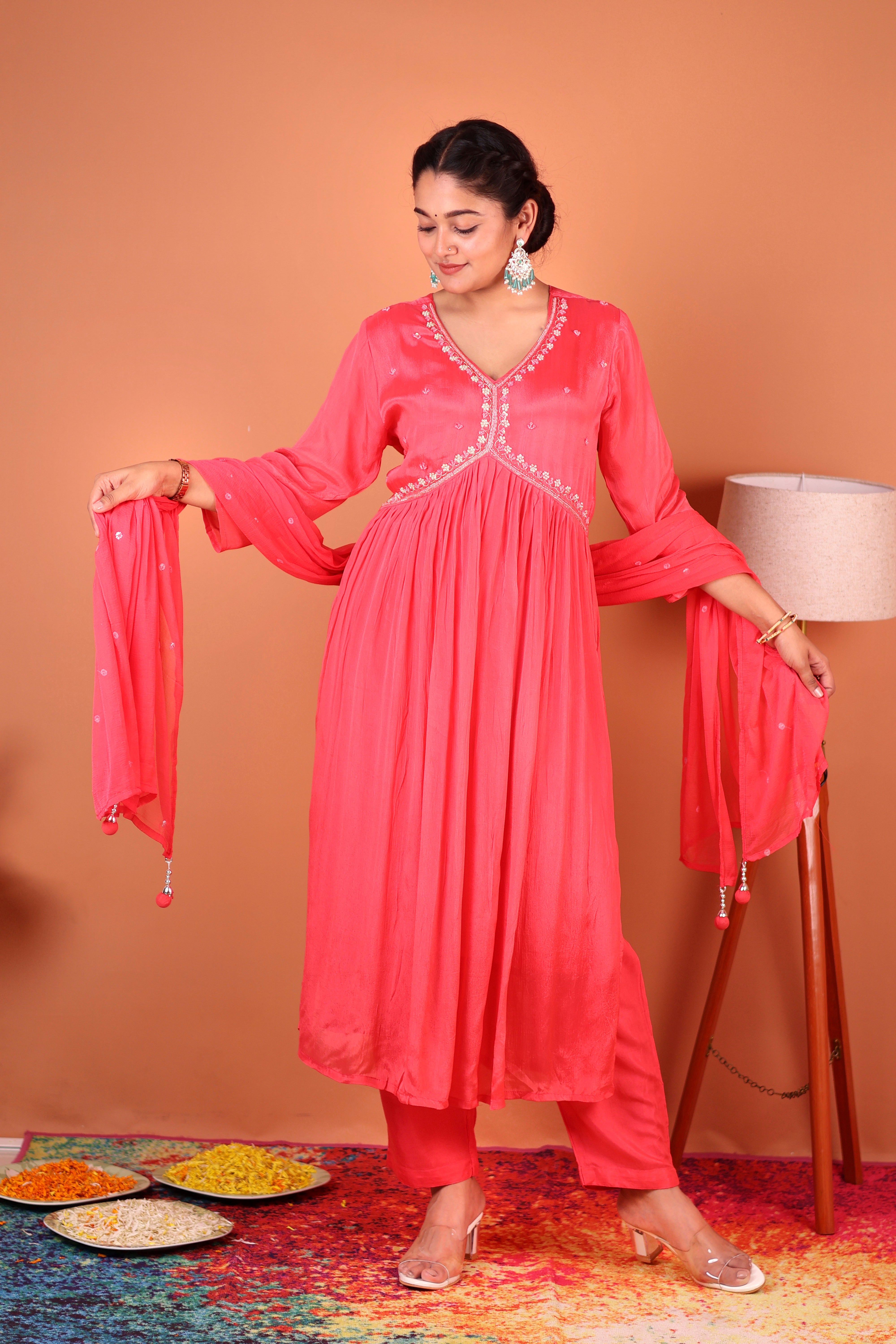 PEACHES & PINK PEARLWORK ALIA-CUT CHINNON SUIT SET
