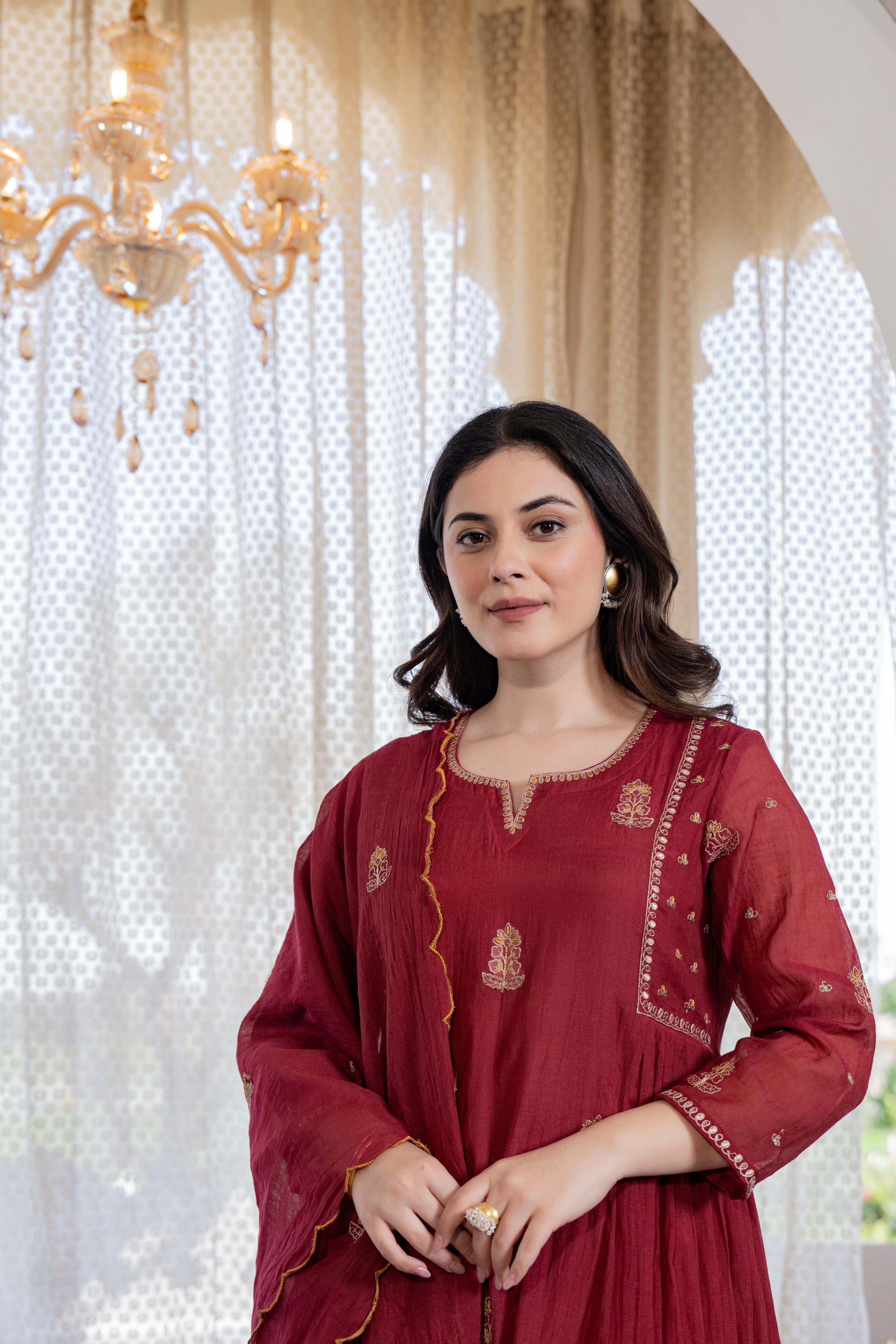 ROOHANIYA RED EMBELLISHED MUL CHANDERI SUIT SET