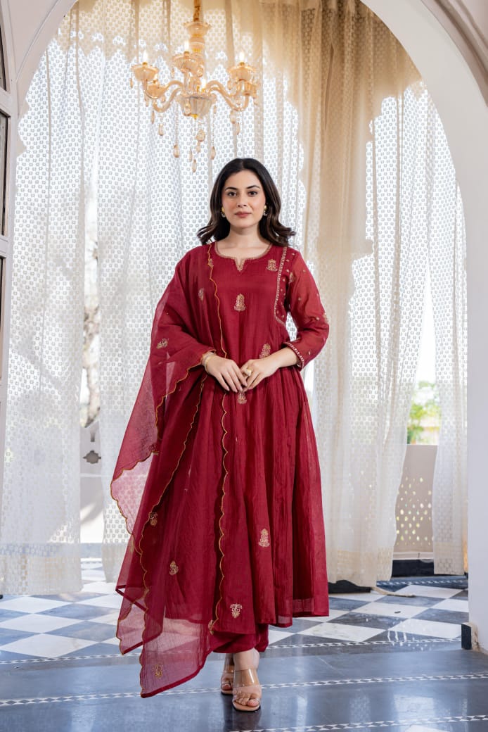 ROOHANIYA RED EMBELLISHED MUL CHANDERI SUIT SET
