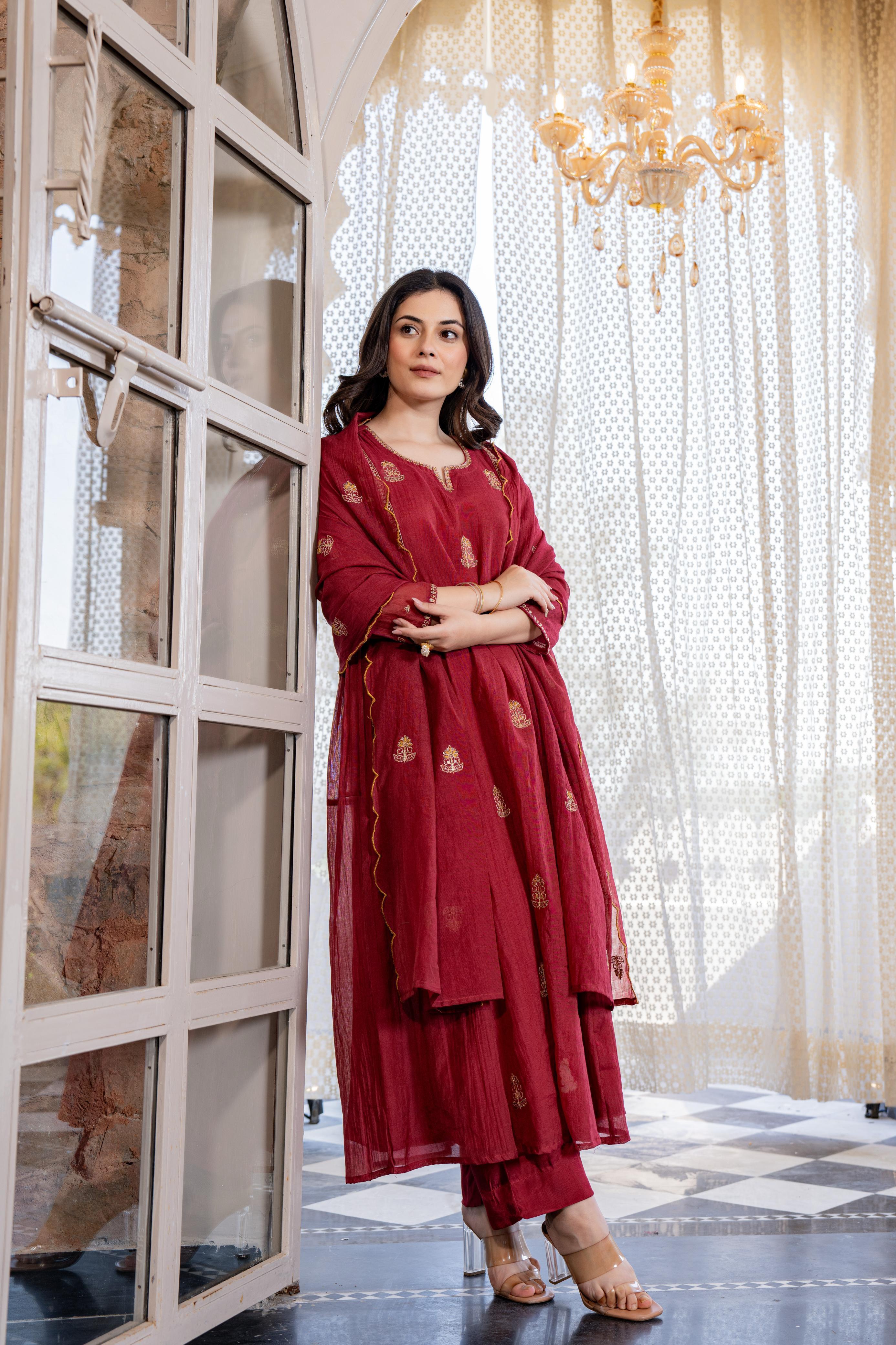 ROOHANIYA RED EMBELLISHED MUL CHANDERI SUIT SET