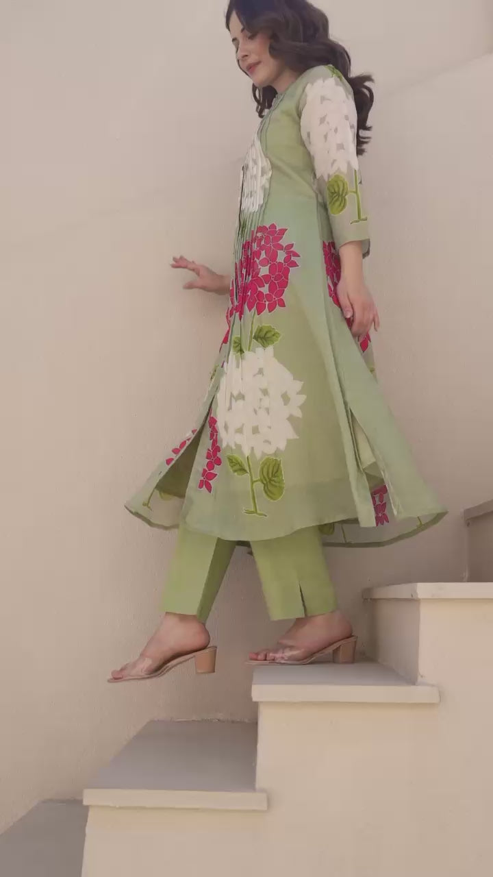 GARDEN OF EDEN GREEN MUL COTTON KURTA SET