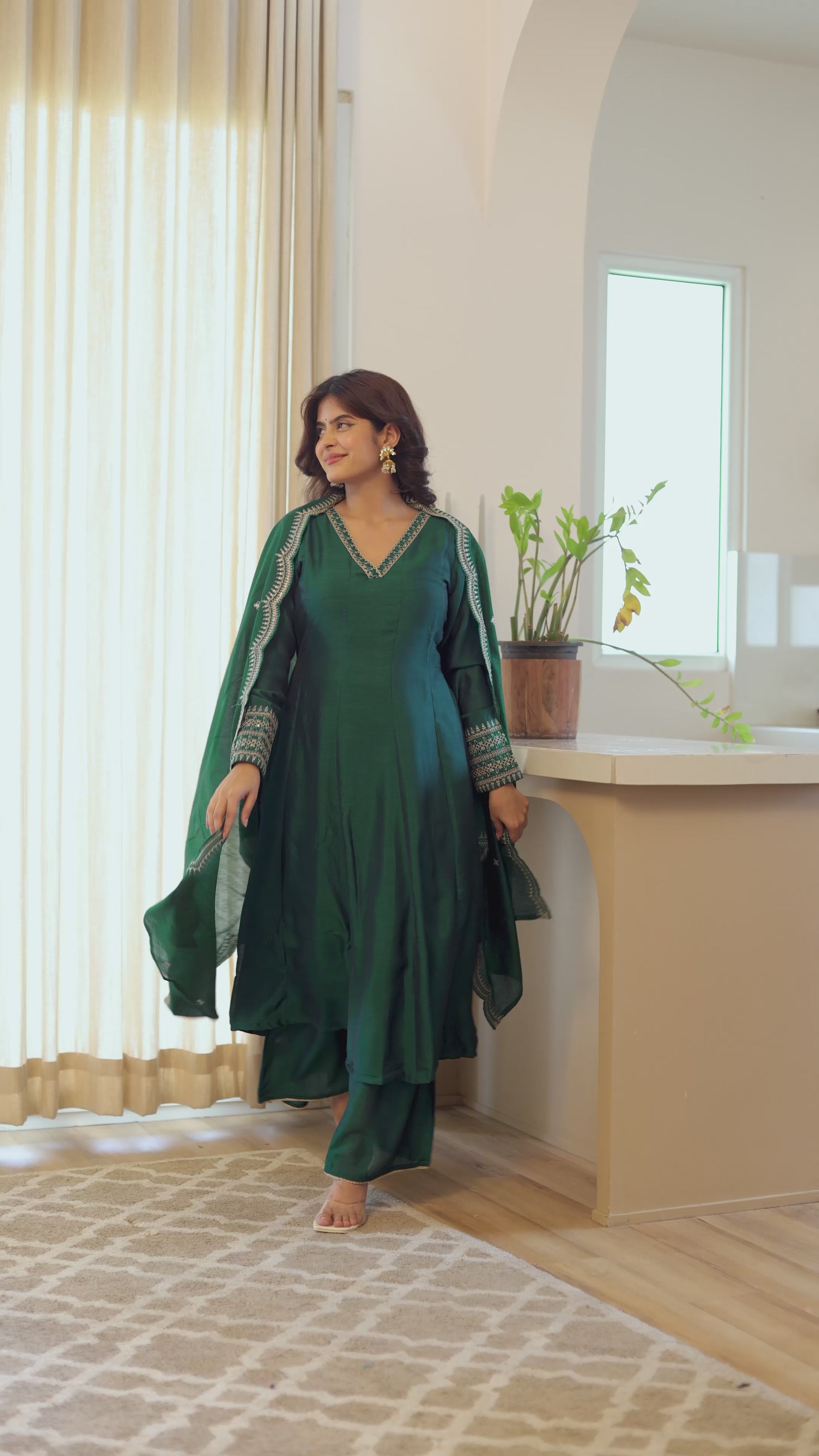 slim fit dress slacks Khizaan Embroidered Emerald Green V Neck Velvet Anarkali Set With Organza Dupatta Set Of 3 M main image 0
